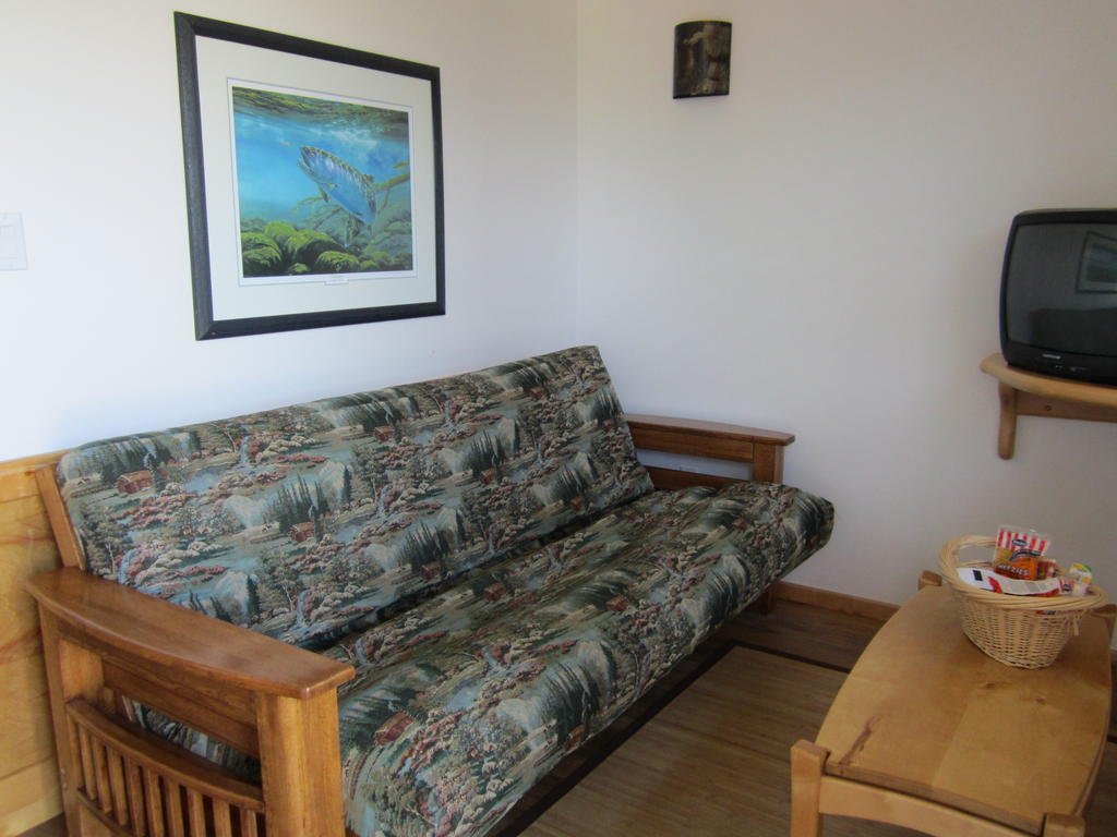 Beaver Creek Lodge And Cabins McBride Habitación foto